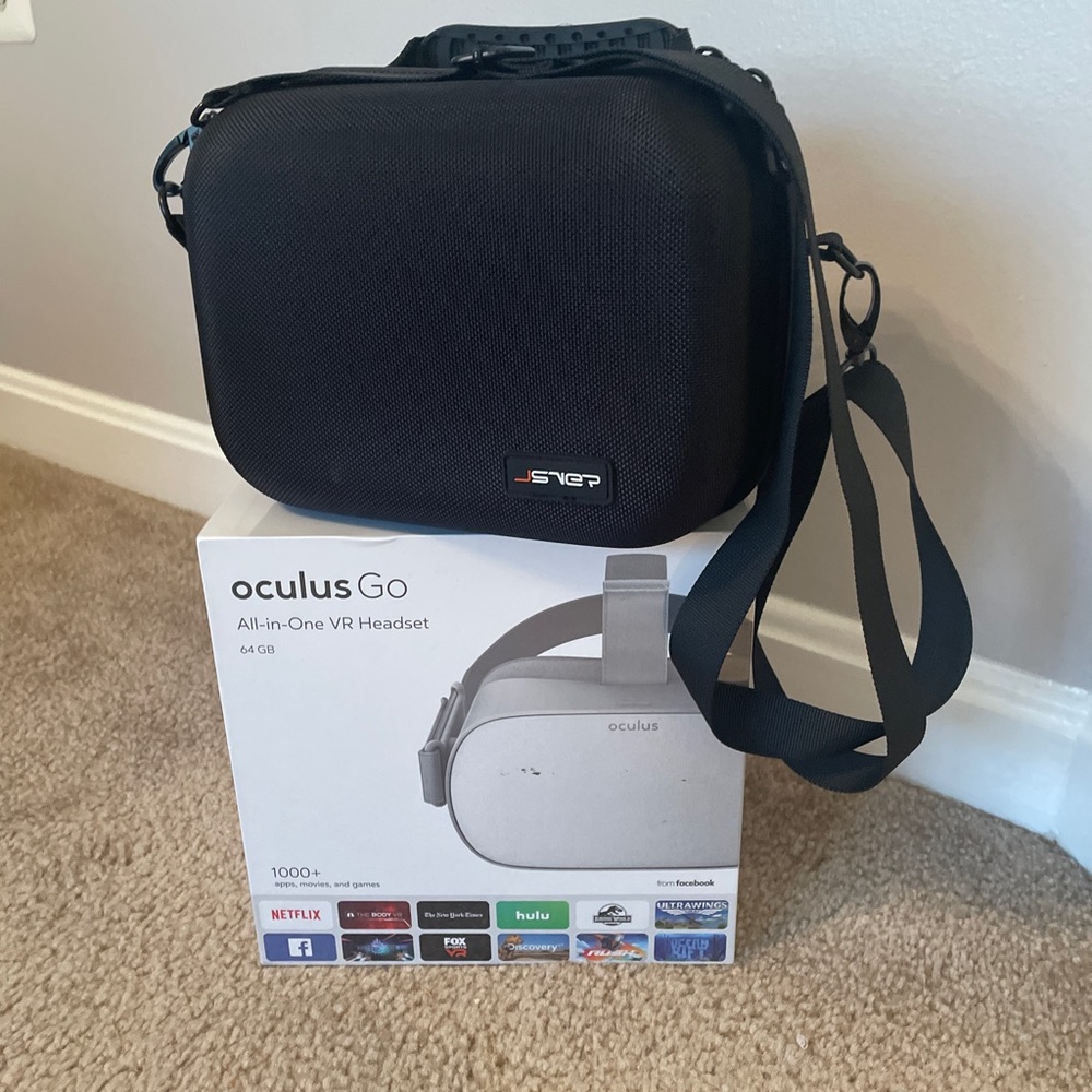 Brand new in a box Oculus Go with case $300 obo